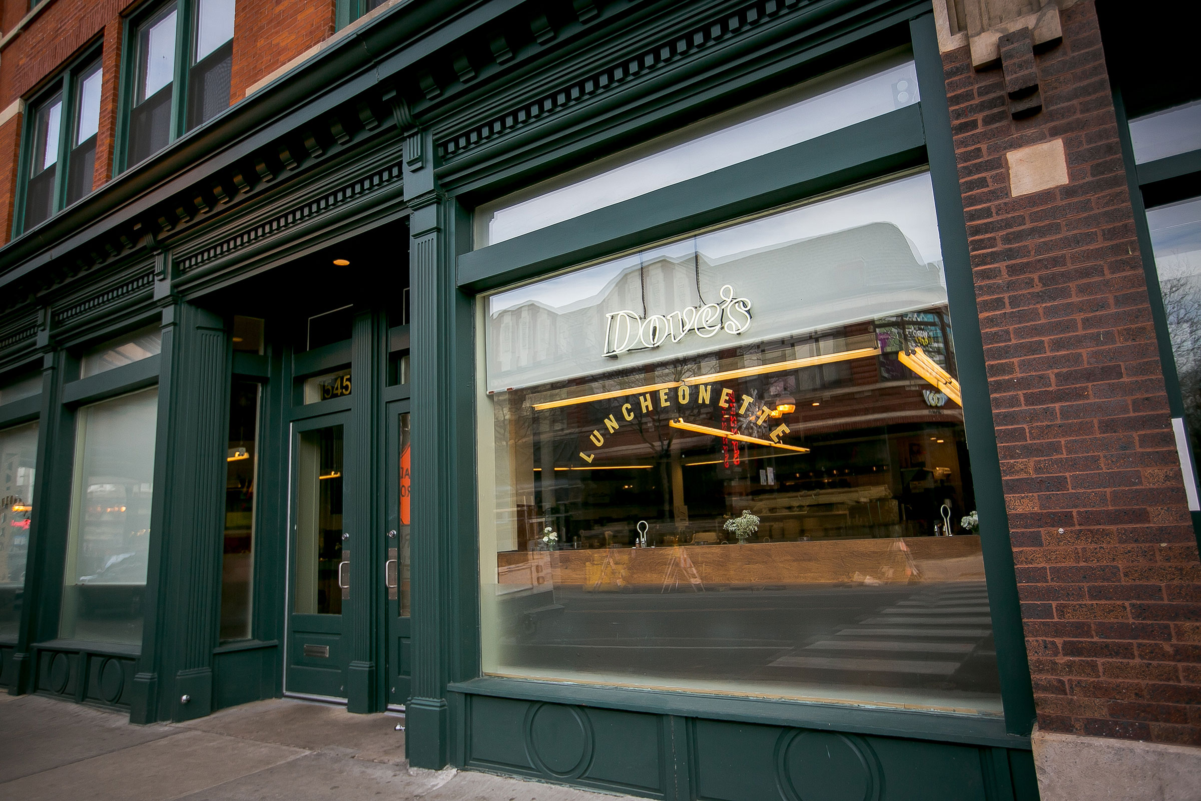 Doves Luncheonette