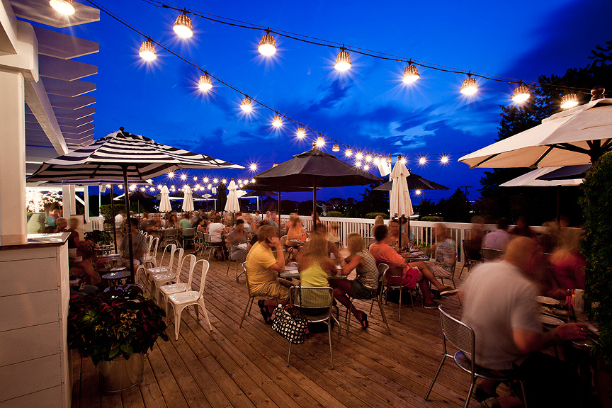 Stray Dog Bar & Grill